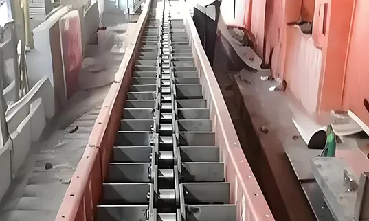 Скребковый конвейер